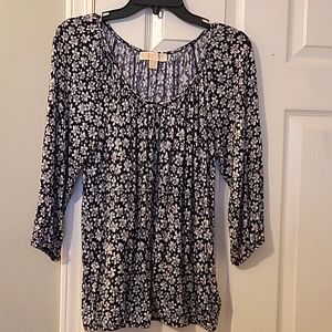 $5 Off - Just Ask- Michael Kors ladies top